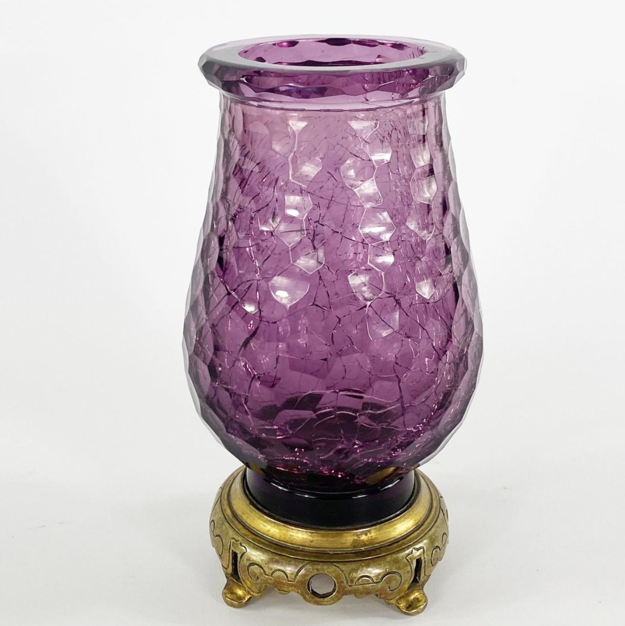 Baccarat, vase en cristallerie colorée