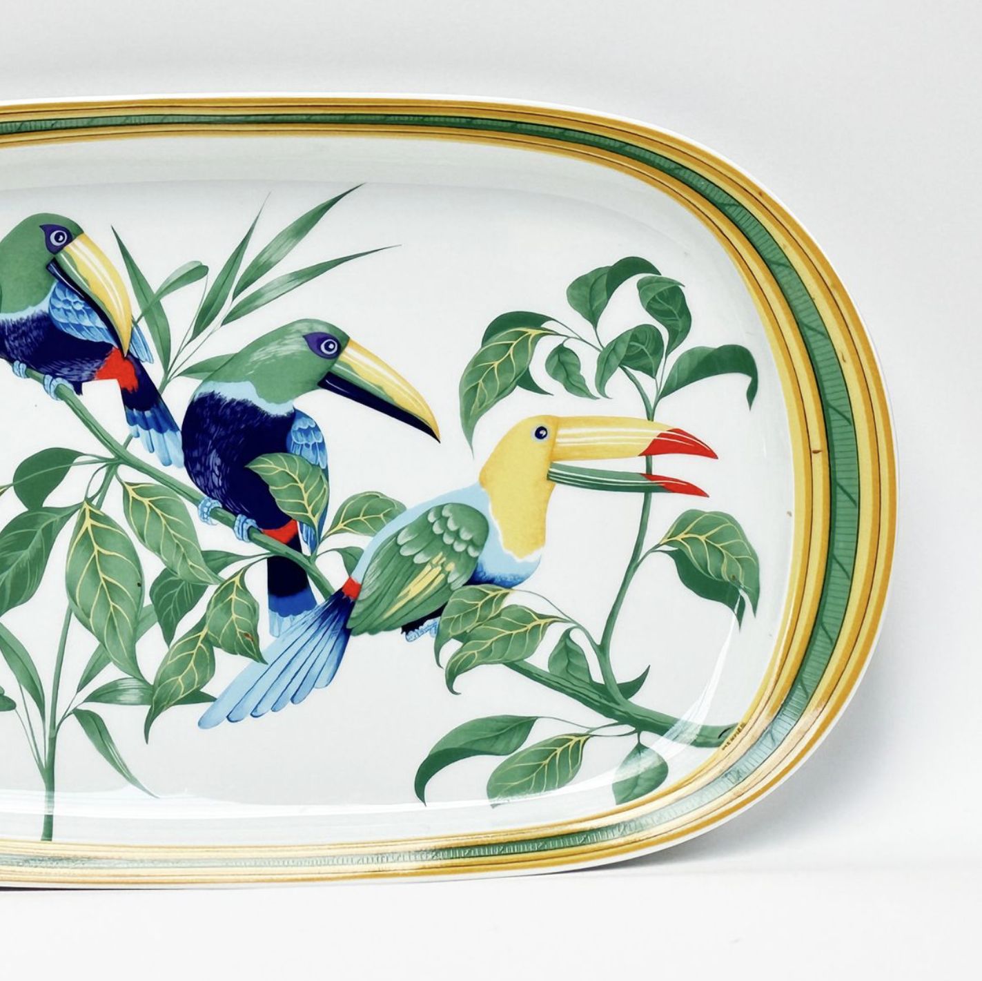 Hermès, plateau porcelaine Toucan