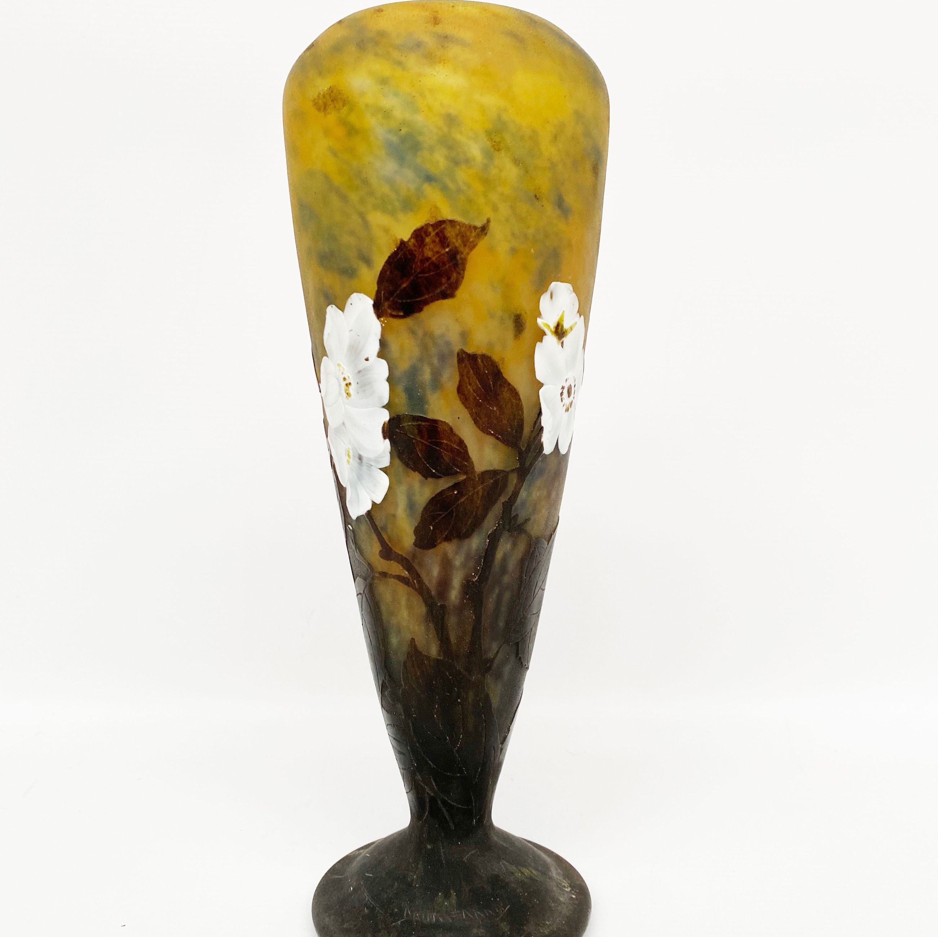 Daum, vase en pâte de verre